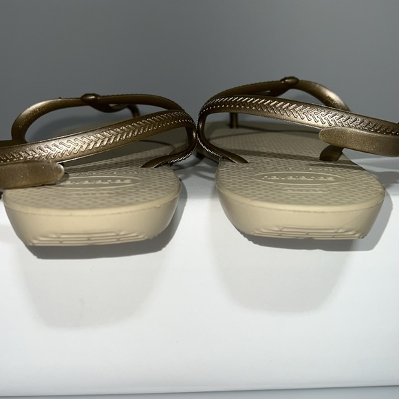NEW Havanaias Sandals Metallic Gold Straps - T-Shape - Womens Size 11 / 41-42 - Picture 13 of 15